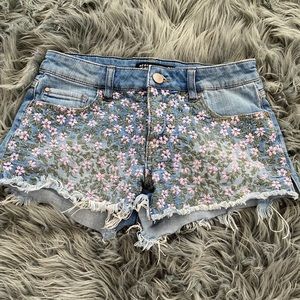 Design Lab Jean Shorts Blue Size 26